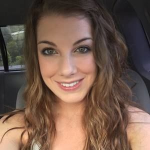 Meet your Posher, Leanne