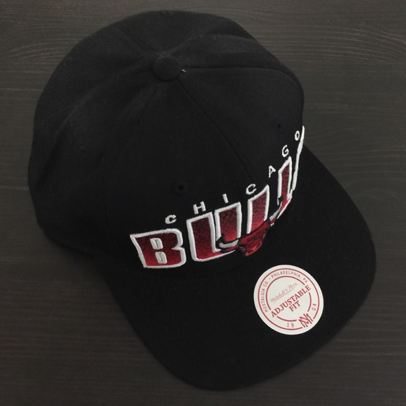 Mitchell & Ness Other - Chicago Bulls Script SnapBack