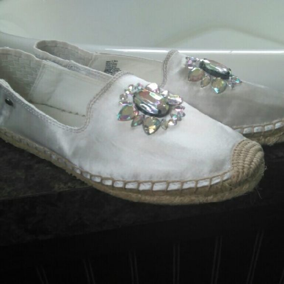 Brand new vera wang flats