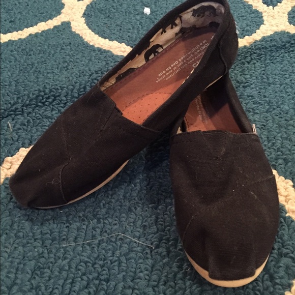 Toms