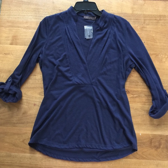 Navy top - Picture 2 of 4