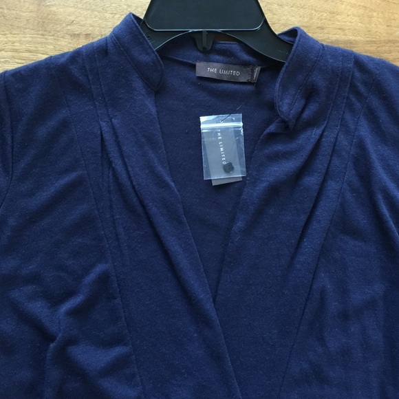 Navy top - Picture 3 of 4