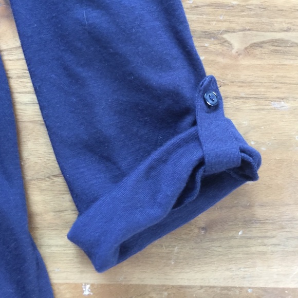 Navy top - Picture 4 of 4