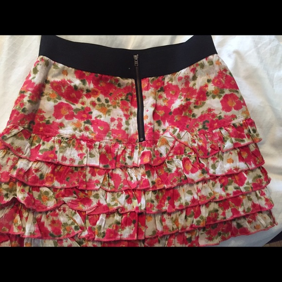 Jessica Simpson floral ruffle skirt - Picture 3 of 4