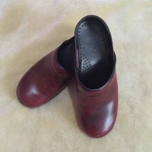 Dansko Nursing Shoes