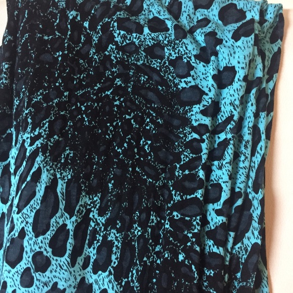 Teal and Black Leopard Scarf- Express - Picture 2 of 2