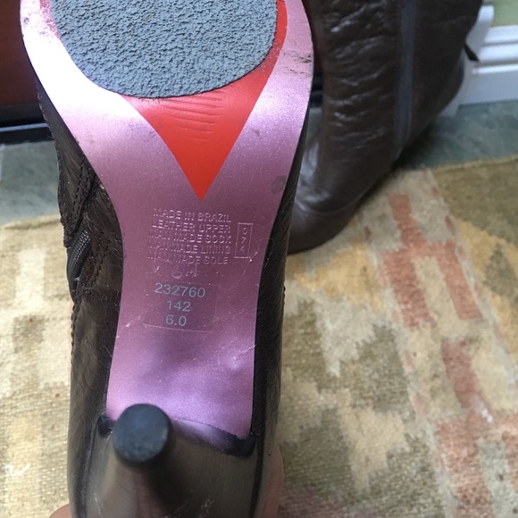 Boot - Picture 3 of 3