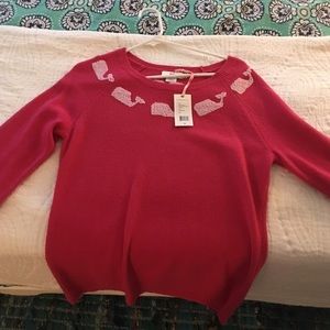 Vineyard vines whale appliqué sweater charm pink