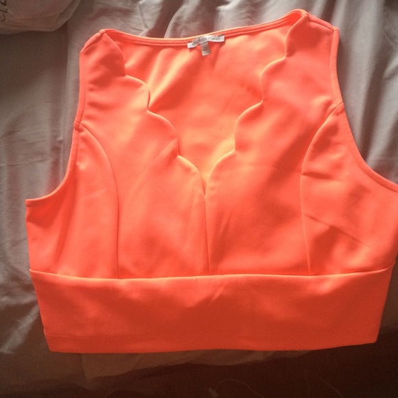 Peach V-Neck Crop Top