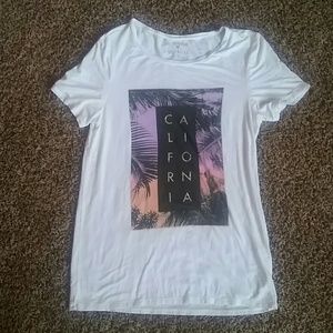 American Eagle tee