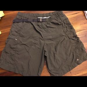 Men's Columbia shorts-size Large