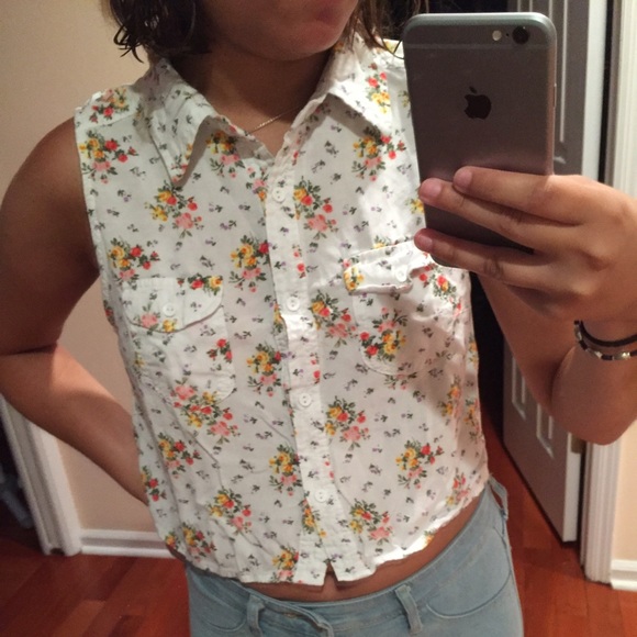 Flower Collar Crop.