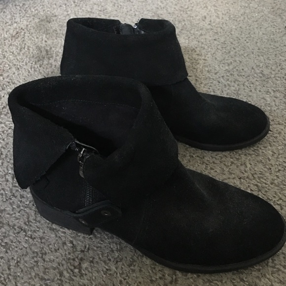 Ann Taylor loft suede black fold over booties
