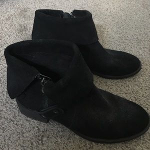 Ann Taylor loft suede black fold over booties