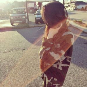 Cardigan sweater