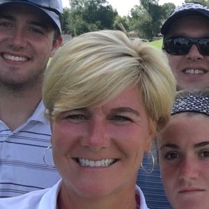 Meet your Posher, Cindy