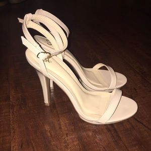 NEVER WORN Windsor heels. Size 8