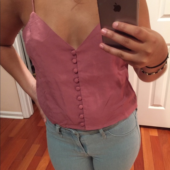 Kendall & Kylie Crop.