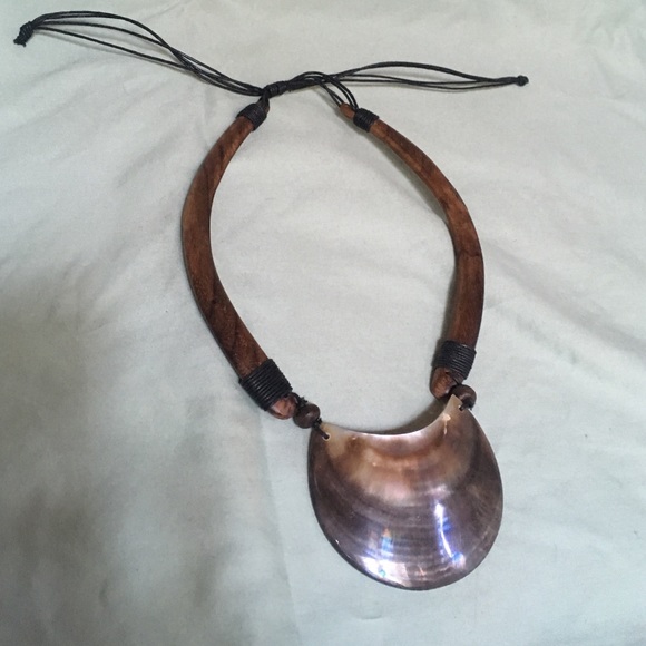 Necklace - Picture 1 of 1