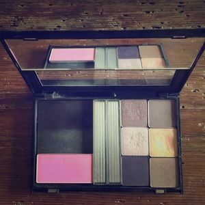 Trish McEvoy mini page