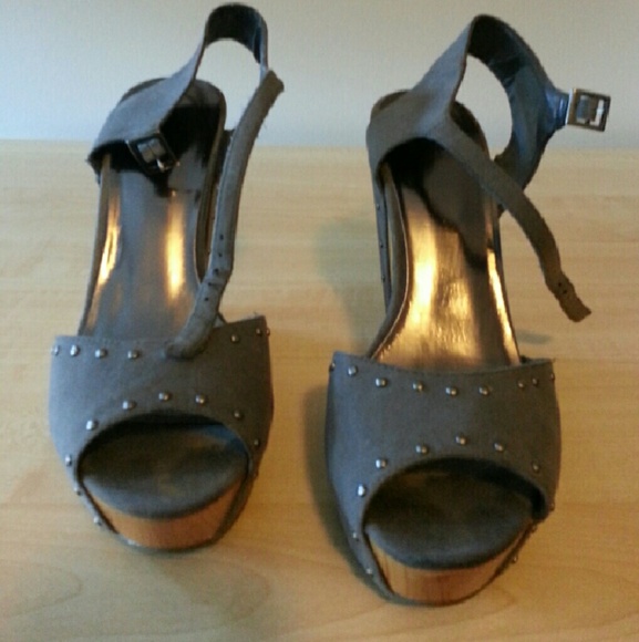 Bakers Wedge Heel