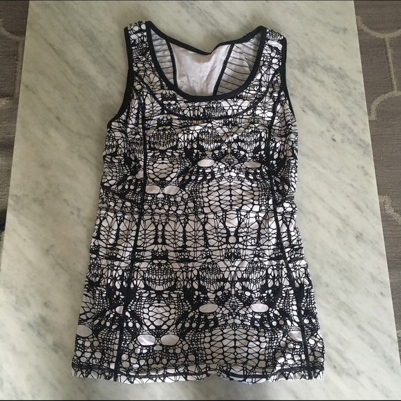 Lululemon Top