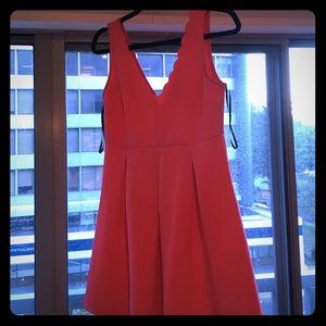 Pink wedding guest dress.