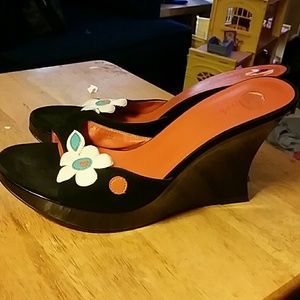Charles By Charles David Leather Flowers Wedges