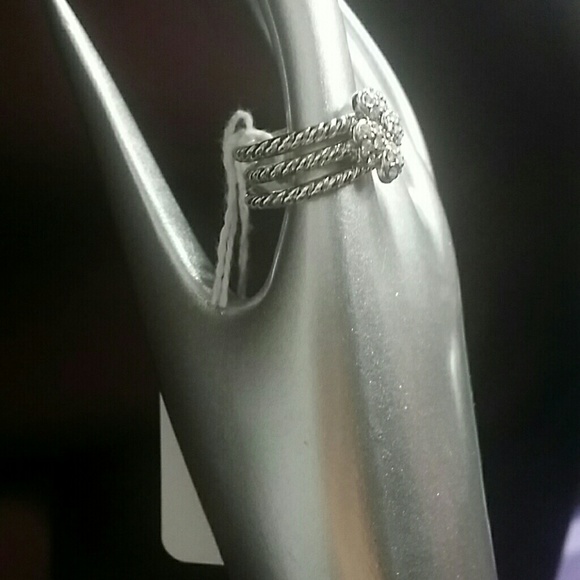 Heart ring - Picture 2 of 4