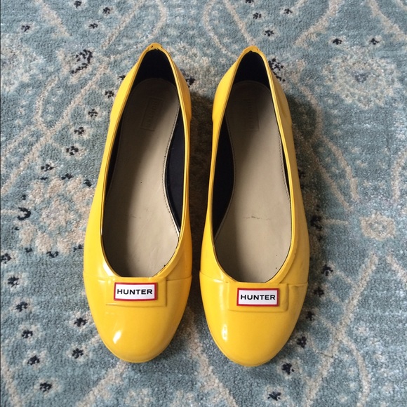 yellow flats near me