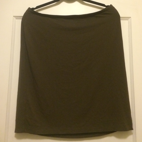 Brown stretch skirt