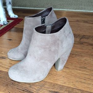 Beautiful suede taupe candies booties