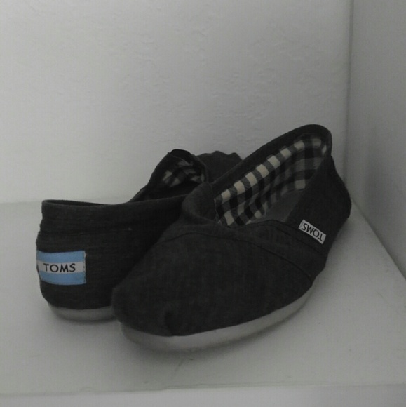 Gray Toms Flats