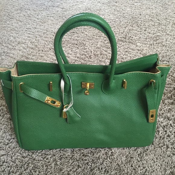 Green leather shoulder bag
