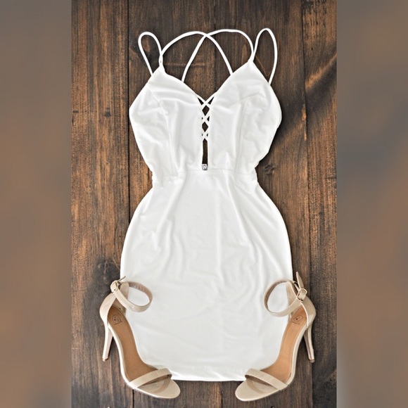 SEXY DRESS - Picture 2 of 4