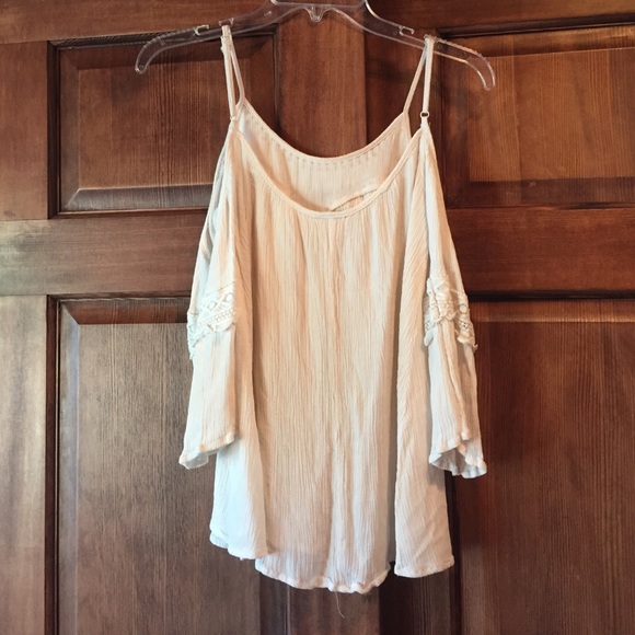 Cream with lace open shoulder shirt - Picture 3 of 4