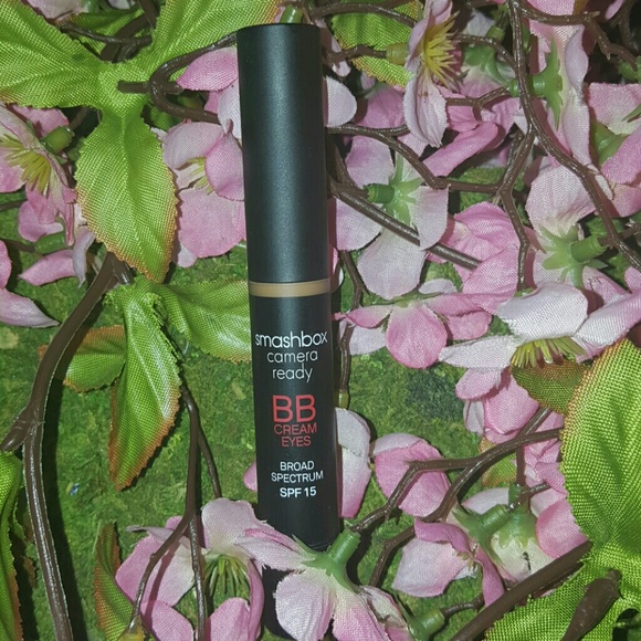 Smashbox camera ready BB cream eyes
