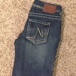 SOLD Maurices jeans boot cut 0 short