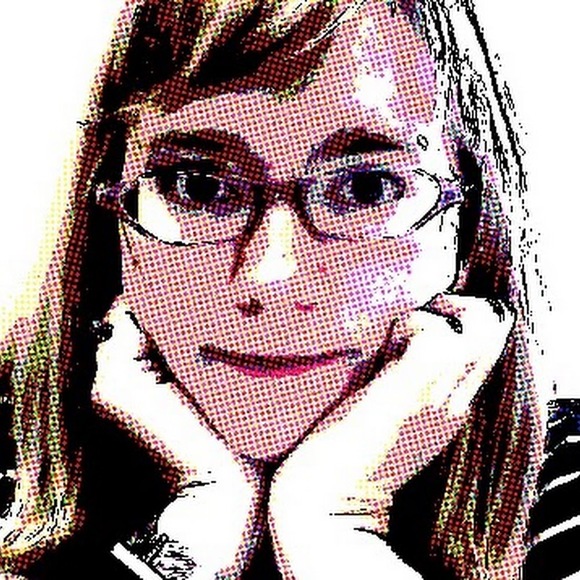Meet your Posher, Sarah - Picture 1 of 1
