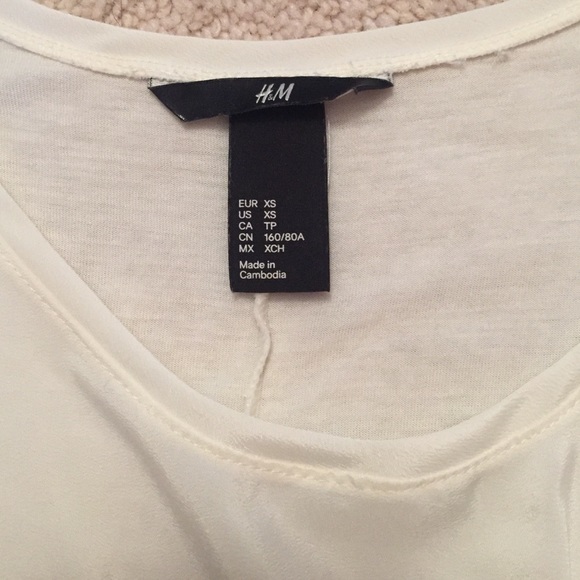 Off white blouse from H&M - Picture 2 of 3
