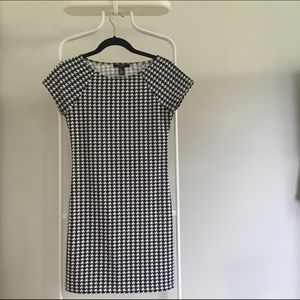 Patterned Bodycon Dress