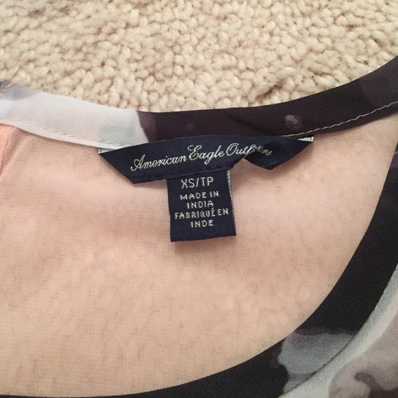 Floral sheer blouse from American Eagle - Picture 3 of 3