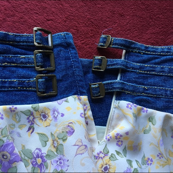 Adorable Spring Skirt 🌷 - Picture 3 of 4