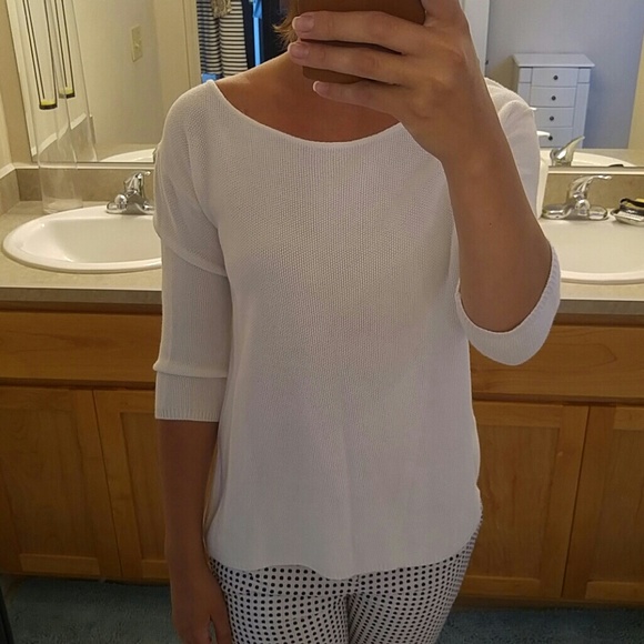 Made in the U.S.A. woven lightweight sweater top - Picture 1 of 3