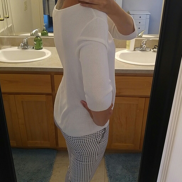 Made in the U.S.A. woven lightweight sweater top - Picture 2 of 3