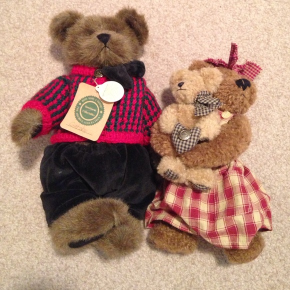 SOLD!!! Boyd's bears