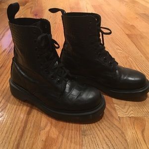Dr.Martens alligator vegan leather boots!