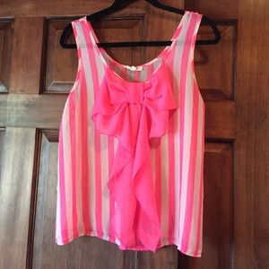 Pink and white bow tank top