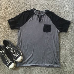 Men's XL baseball style shirt