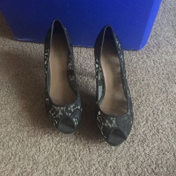 Women's shoes